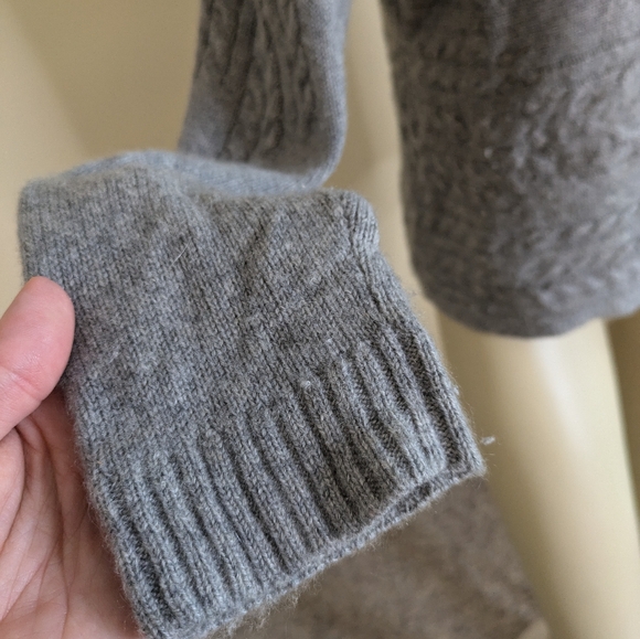 lafayette 148 new york 100% Cashmere Gray Turtleneck Knit Sweater Medium * Read - Picture 2 of 13